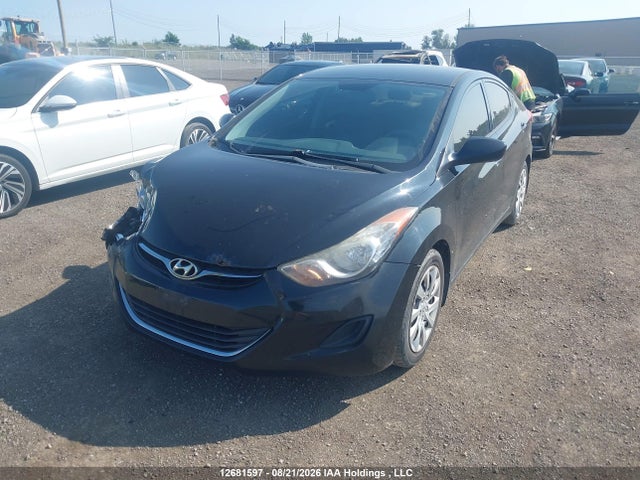 2013 Hyundai ELANTRA GLS/LIMITED 照片 2