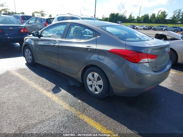 2013 Hyundai ELANTRA — миниатюра 3