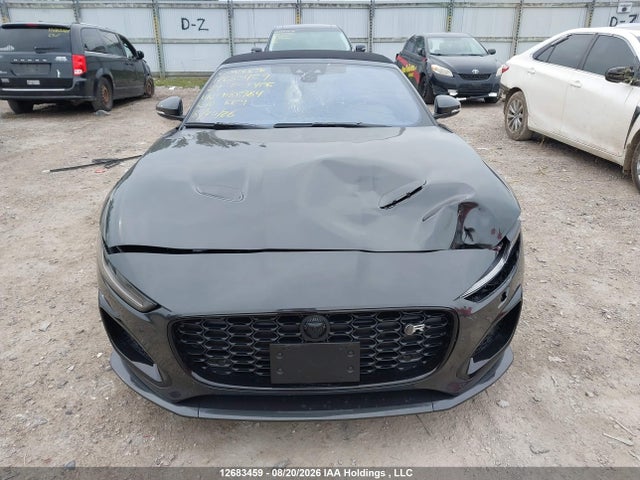 صورة 13 لـ 2024 Jaguar F-TYPE P575 R75