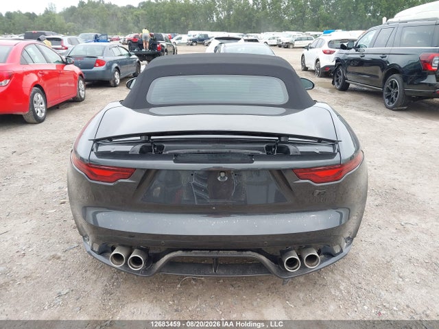 صورة 17 لـ 2024 Jaguar F-TYPE P575 R75