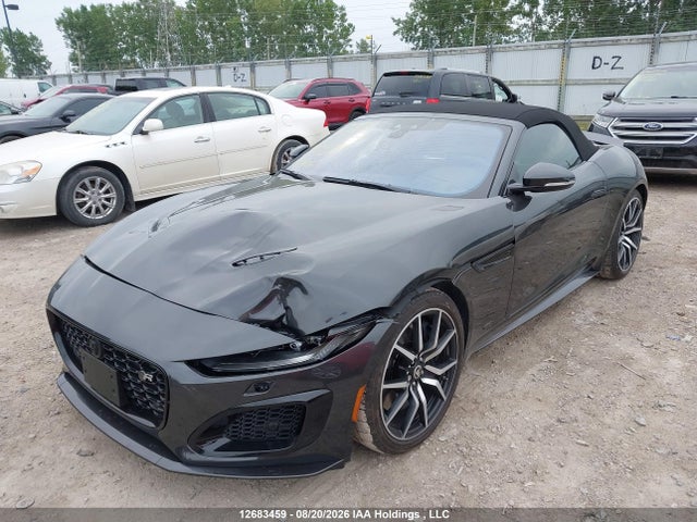 صورة 2 لـ 2024 Jaguar F-TYPE P575 R75