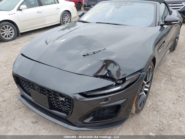صورة 6 لـ 2024 Jaguar F-TYPE P575 R75