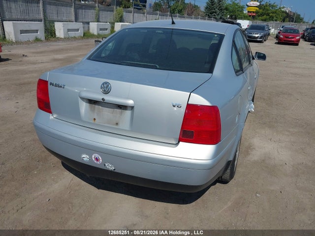 2000 Volkswagen PASSAT GLS 照片 4