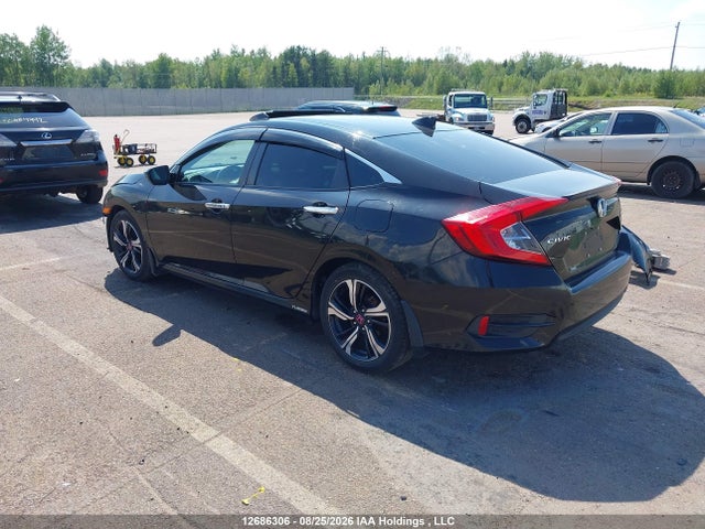 صورة 3 لـ 2016 Honda CIVIC TOURING