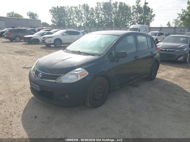 2010 Nissan VERSA 1.8SL 照片 2