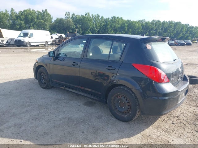 2010 Nissan VERSA 1.8SL 照片 3