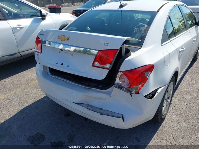 2015 Chevrolet CRUZE photo 6