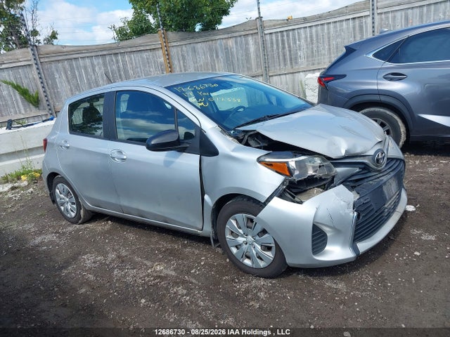 2017 Toyota YARIS LE — фото 1