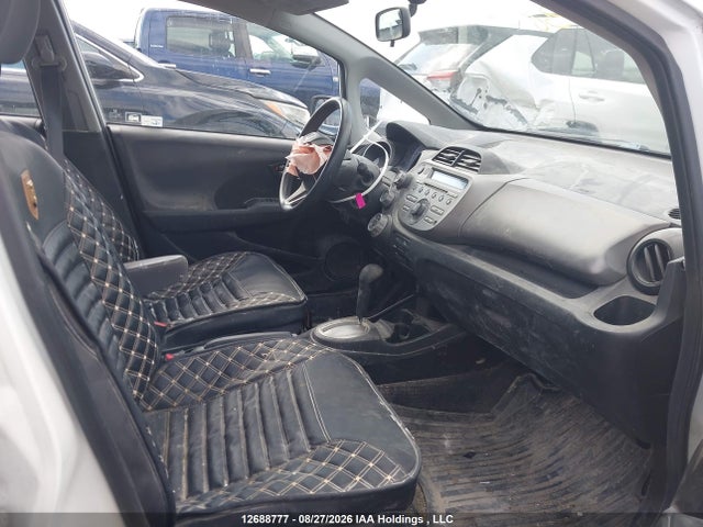 2009 Honda FIT LX photo 5