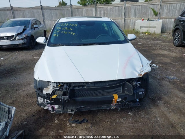 صورة 13 لـ 2025 Hyundai ELANTRA SEL SPORT