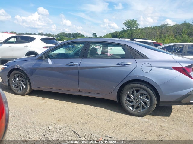صورة 15 لـ 2026 Hyundai ELANTRA SEL SPORT