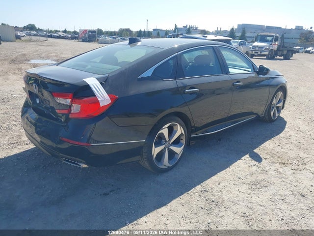 2018 Honda ACCORD TOURING — фото 4