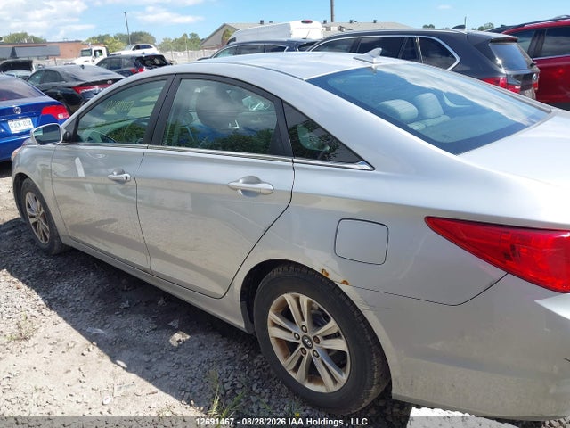 2013 Hyundai SONATA GLS — фото 13