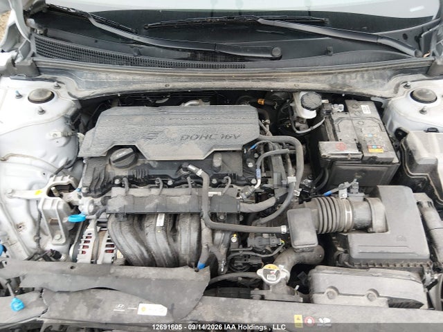 صورة 10 لـ 2025 Hyundai ELANTRA SEL SPORT