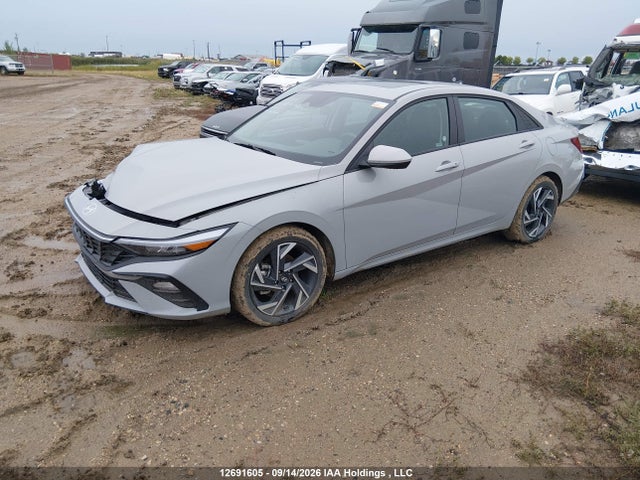 صورة 2 لـ 2025 Hyundai ELANTRA SEL SPORT