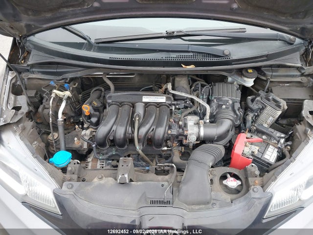 2016 Honda FIT LX — фото 10