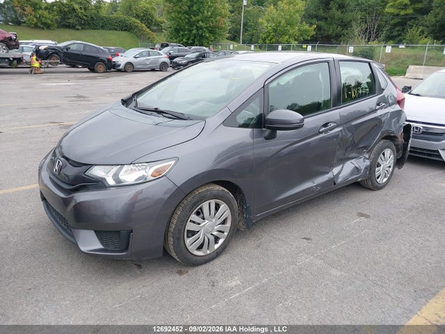 2016 Honda FIT LX — фото 2