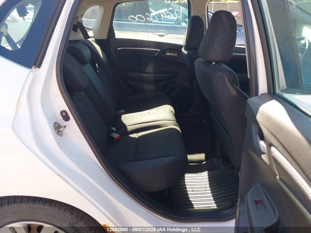 2015 Honda FIT LX — фото 8