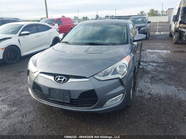 صورة 2 لـ 2012 Hyundai VELOSTER