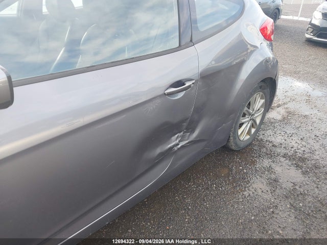 صورة 6 لـ 2012 Hyundai VELOSTER
