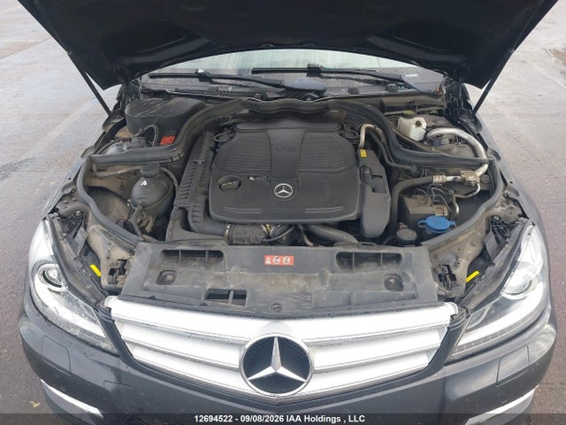 صورة 10 لـ 2013 Mercedes-BENZ C 300 4MATIC