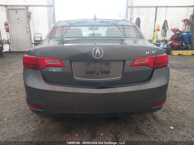 2013 Acura ILX 20 PREMIUM — миниатюра 17