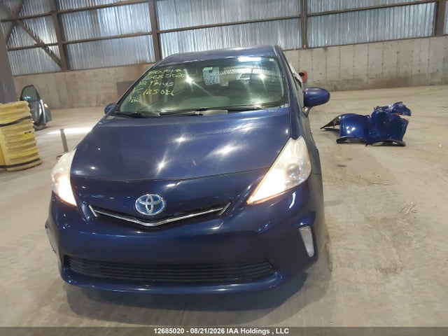صورة 13 لـ 2012 Toyota PRIUS V