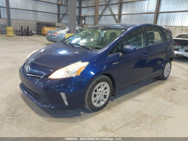 صورة 2 لـ 2012 Toyota PRIUS V