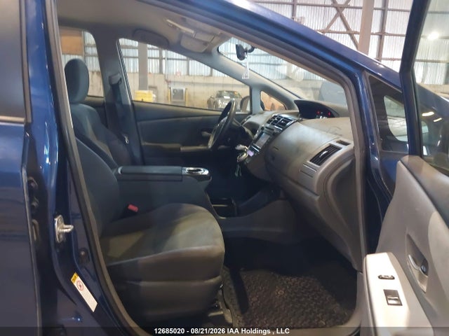 صورة 5 لـ 2012 Toyota PRIUS V