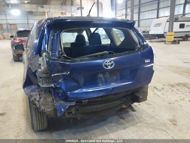 صورة 6 لـ 2012 Toyota PRIUS V