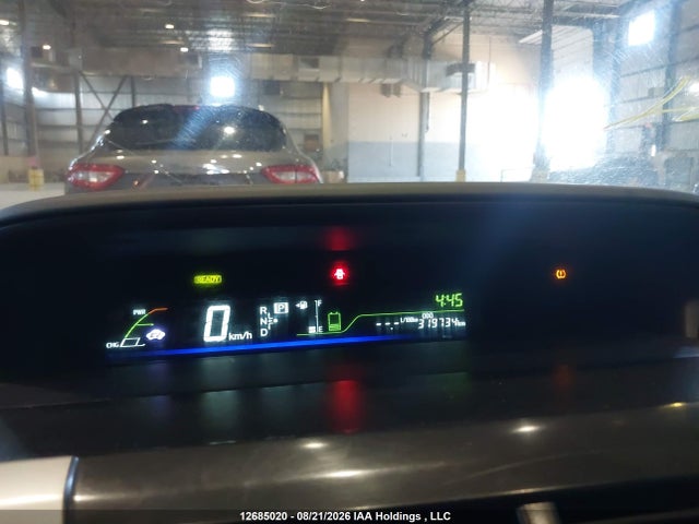 صورة 7 لـ 2012 Toyota PRIUS V