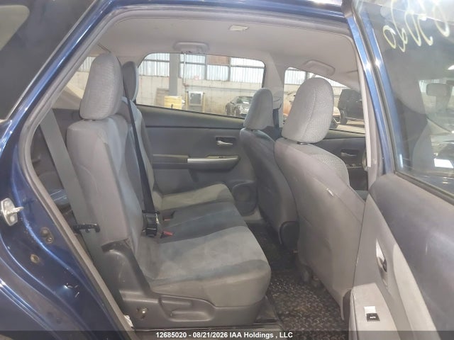 صورة 8 لـ 2012 Toyota PRIUS V