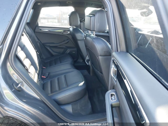 2015 Porsche MACAN S 照片 8