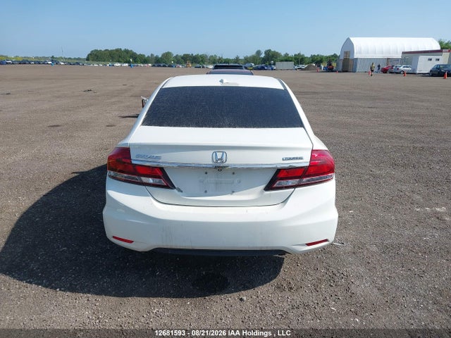 2015 Honda CIVIC TOURING — фото 16
