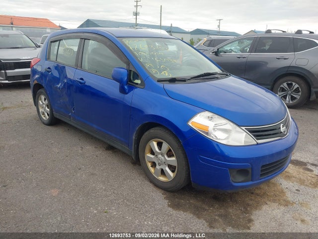 2010 Nissan VERSA 1.8SL — фото 1