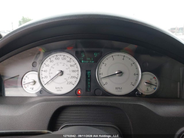 صورة 7 لـ 2005 Chrysler 300 TOURING