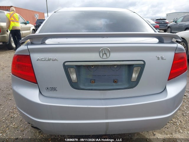 صورة 16 لـ 2004 Acura TL