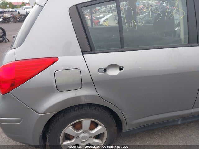 2009 Nissan VERSA 1.8SL 照片 6
