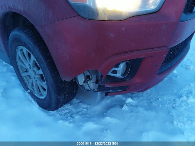 JA4AJ3AU3CZ602406 Mitsubishi RVR SE