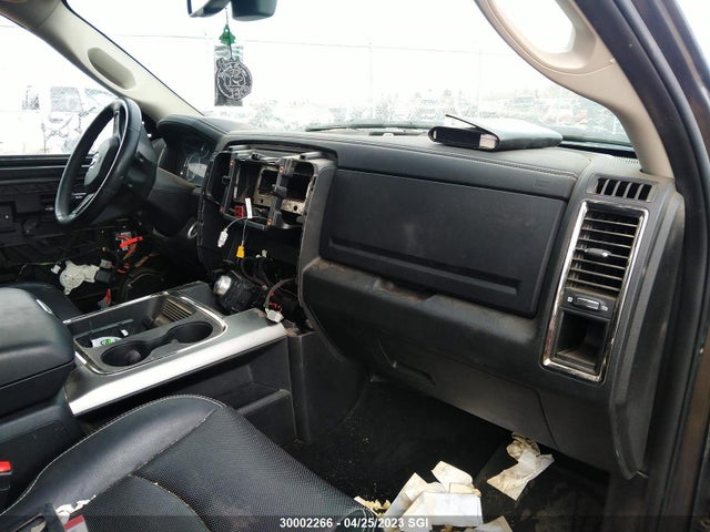 1C6RR7UT3GS239669 RAM 1500 Sport