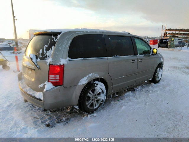 2A8HR54P18R684564 Chrysler Town & Country Touring