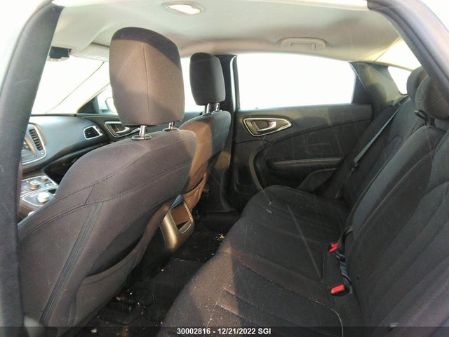1C3CCCFB3FN550131 Chrysler 200 LX