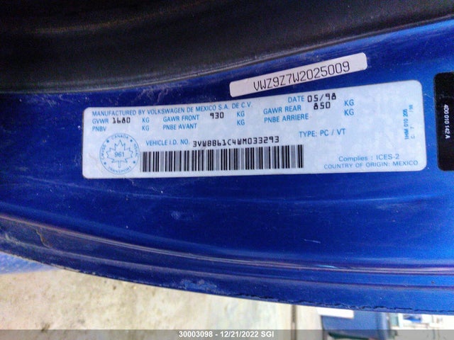 Volkswagen New Beetle 1998 3VWBB61C4WM033293 Image 10