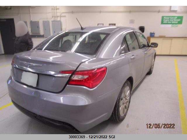 1C3CCBAB4DN558544 Chrysler 200 LX