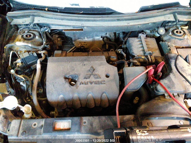 JA4AZ2A3XGZ602080 Mitsubishi Outlander Es