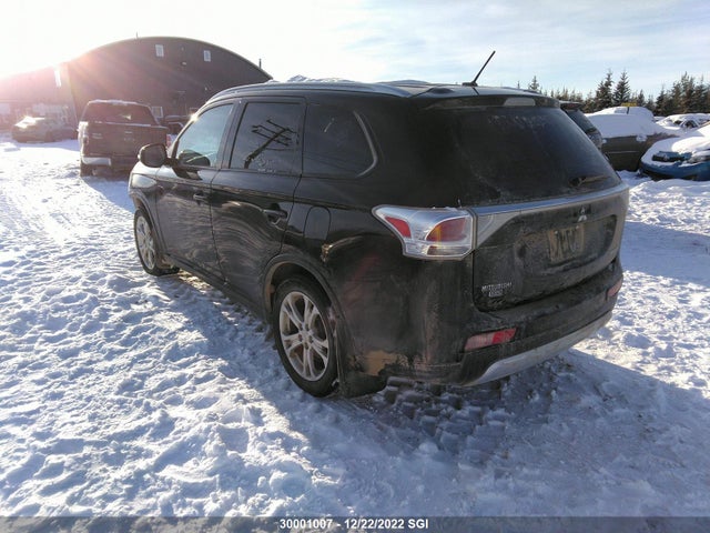 JA4JZ3AX9FZ602255 Mitsubishi Outlander Se