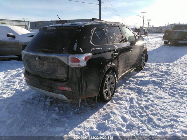 JA4JZ3AX9FZ602255 Mitsubishi Outlander Se
