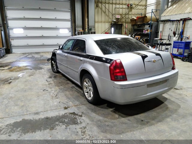 2C3JA53G35H684458 Chrysler 300 Touring