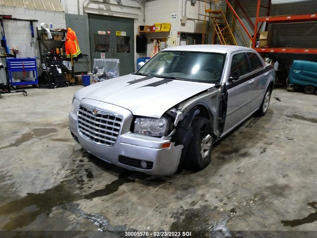 2C3JA53G35H684458 Chrysler 300 Touring