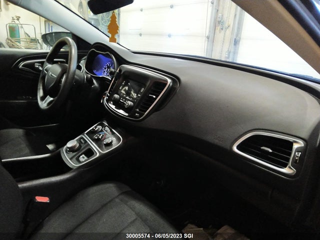Chrysler 200 LX 2016 1C3CCCFB0GN122759 Image 6